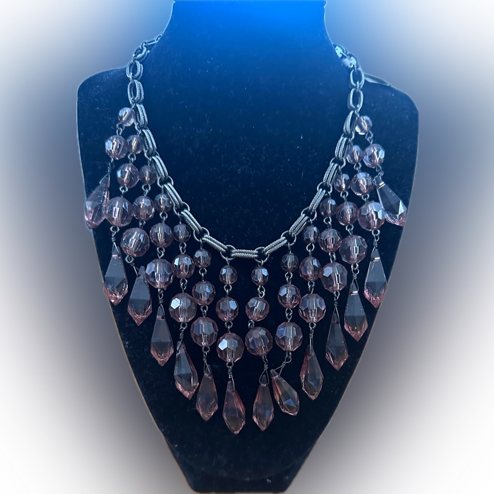 Gorgeous statement necklace